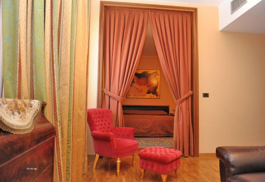 Hotel Svevo Gioia Del Colle Oda fotoğraf