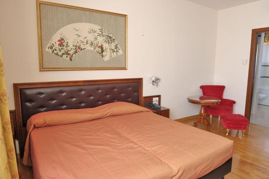 Hotel Svevo Gioia Del Colle Oda fotoğraf