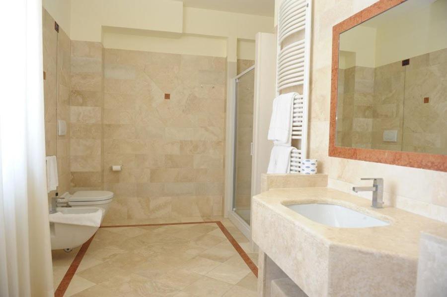 Hotel Svevo Gioia Del Colle Oda fotoğraf